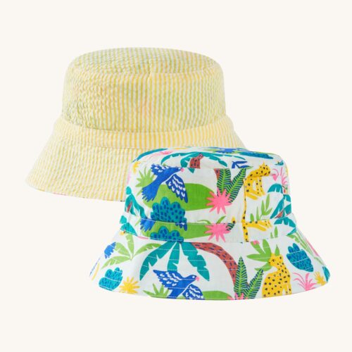 rally reversible hat jaguar jungle / seersucker yellow by frugi